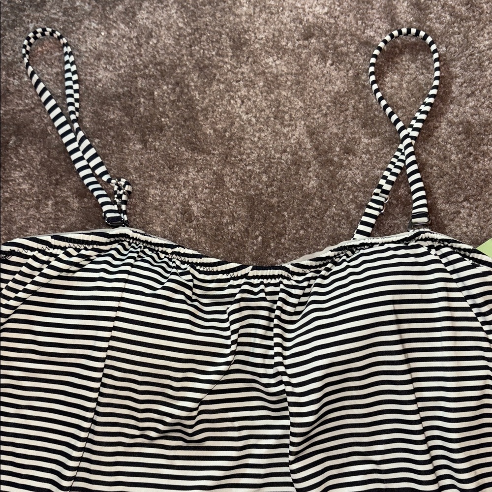 Garnet Hill striped blouson one piece swimsuit bathing suit - Picture 4 of 8